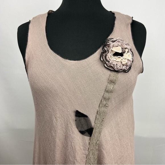 Lee Andersen Utopia Tunic - Picture 2 of 14